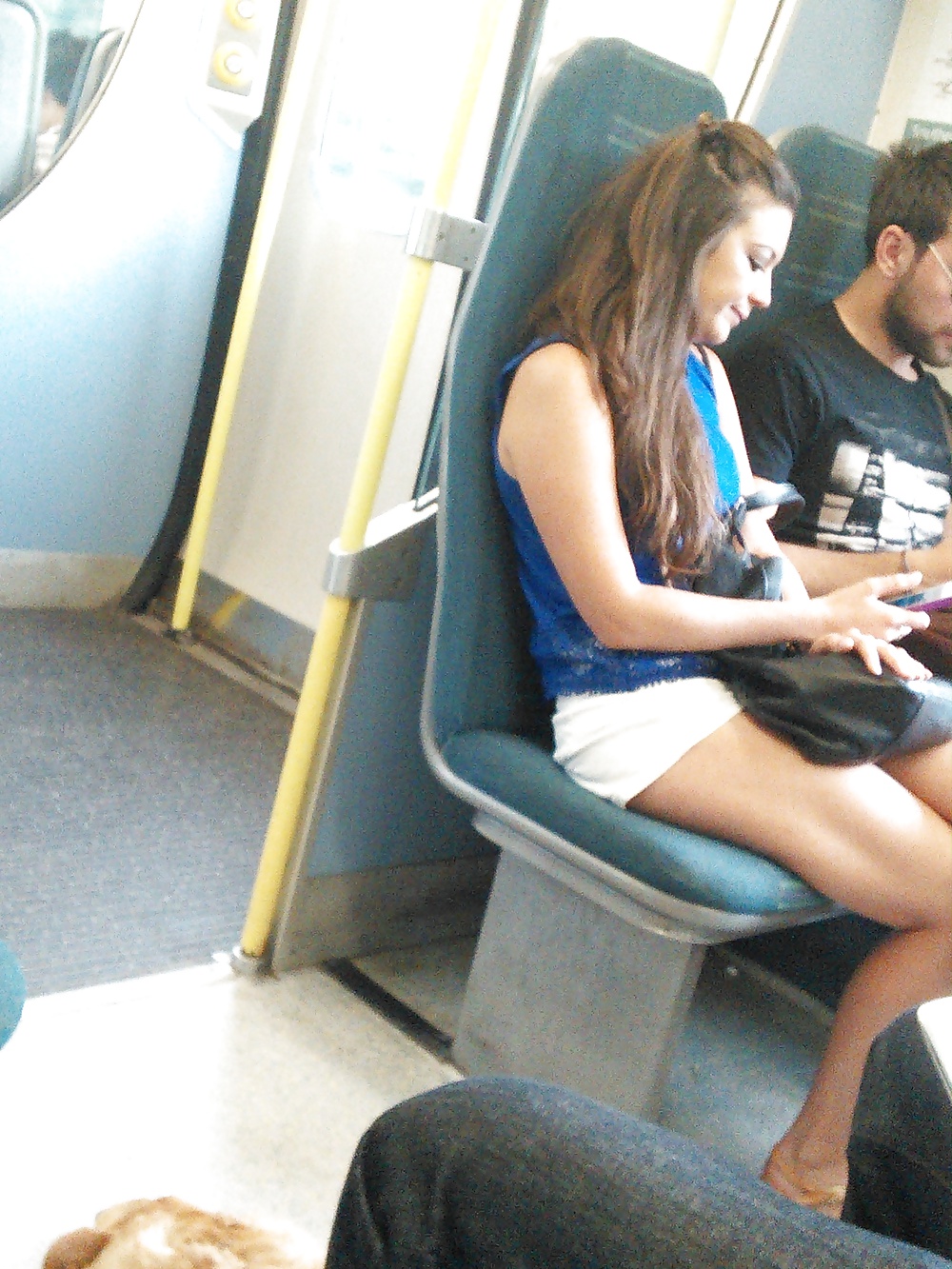 Londonperv's Candids 2014 - June vol 3 (Train Perving) pict gal