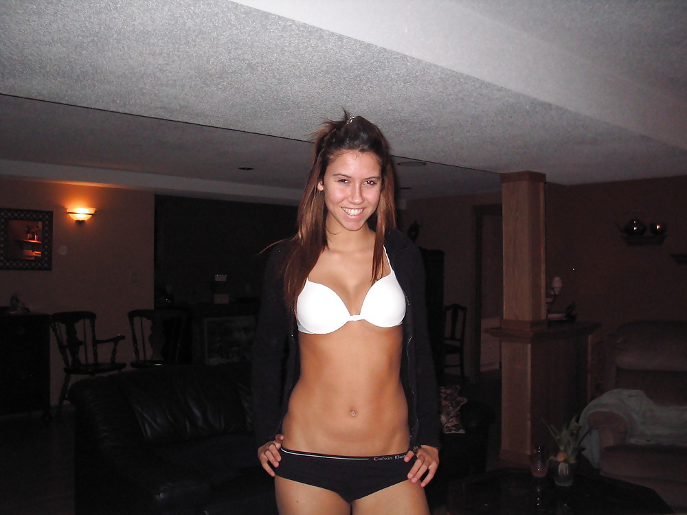 Amateur Teen's 20 pict gal