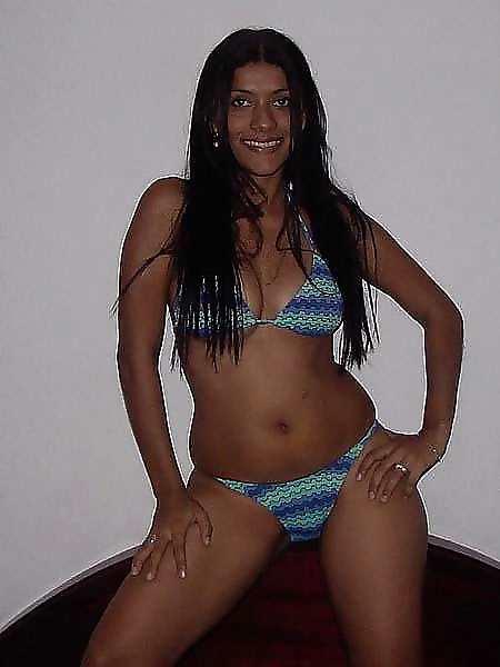 Hot Amateurs 12 pict gal