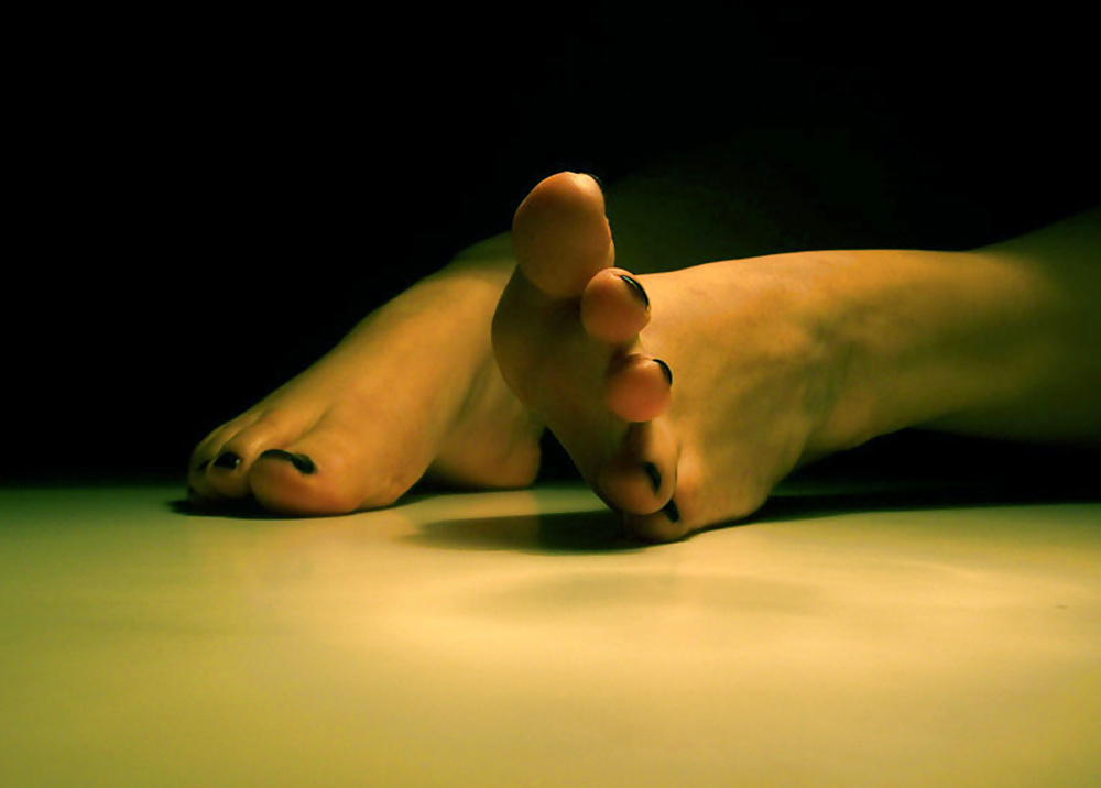 Lynette's Soles n Toes pict gal