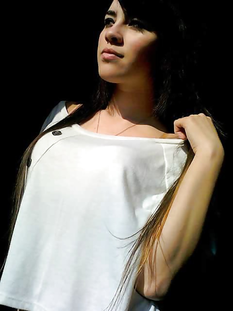 Beautiful & Horny teen # 04 pict gal