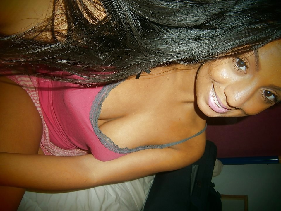 Beurette Facebook 3 pict gal