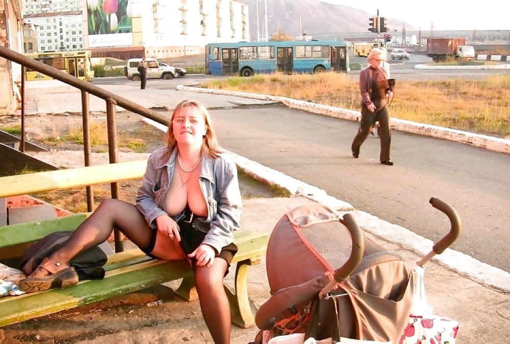 Maman est une salope VI pict gal