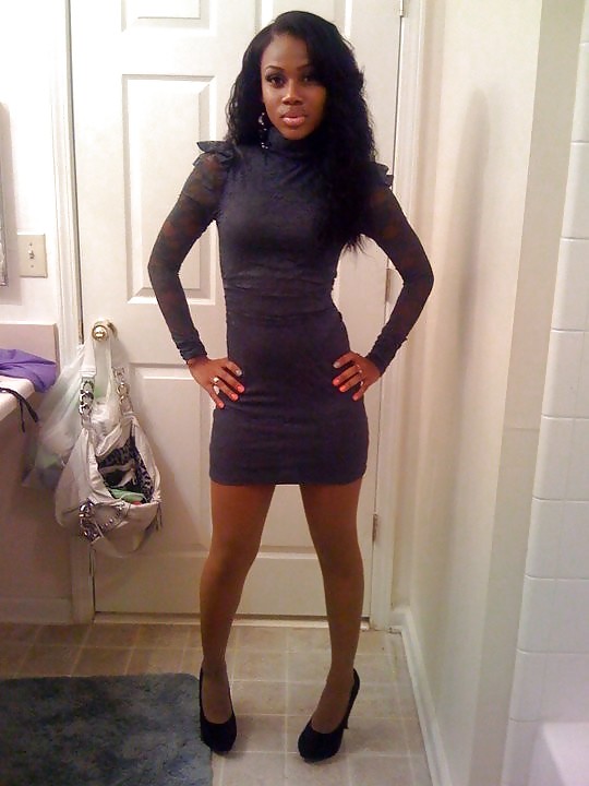 Young Ebony Hotties (Dress Edition) pict gal