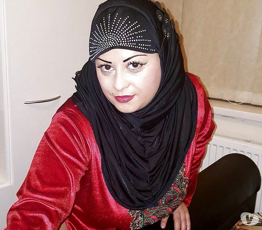 sexy Arab paki babe in Birmingham pict gal