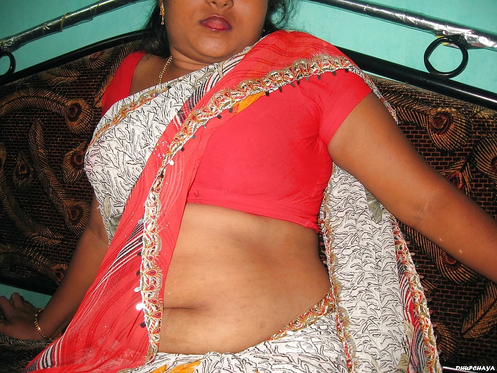 REAL DESI MATURE AUNTY pict gal