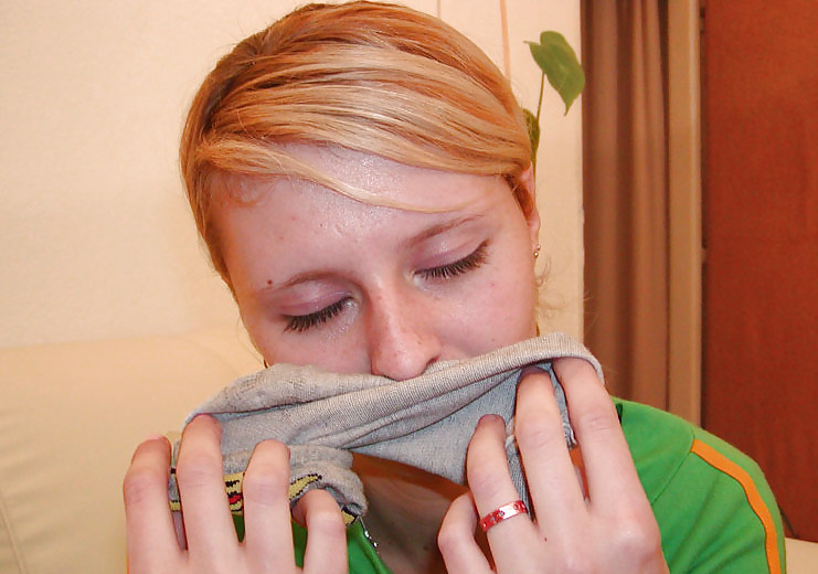 BlaCk GreY DaRK SoX pict gal