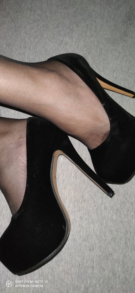 Tacones altos- 27 Pics