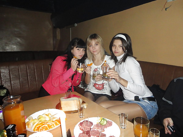 SlideshowReal Russian Teens pict gal