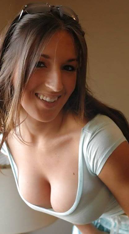Hot Busty Teens 03 pict gal