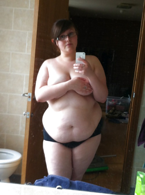 Chubby Selfshots 3 pict gal