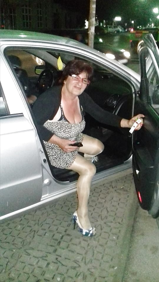 Mrs. J - Mature Peasant Whore pict gal