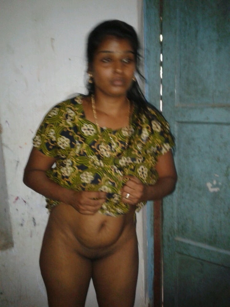 Desi Nude Busty Aunty