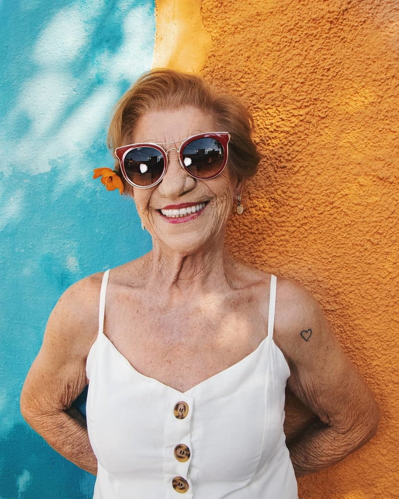  sexy grandma needs cumshot - 10 Photos 