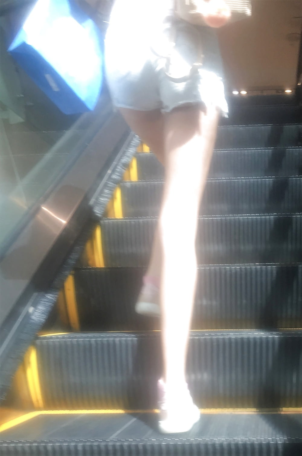 Tiny ass big tits mall teen pict gal