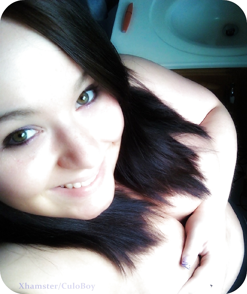 SEXY HOLLY pict gal