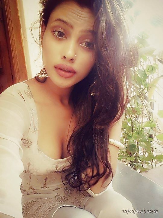 INDIAN SALWAR & SAREE BABE pict gal