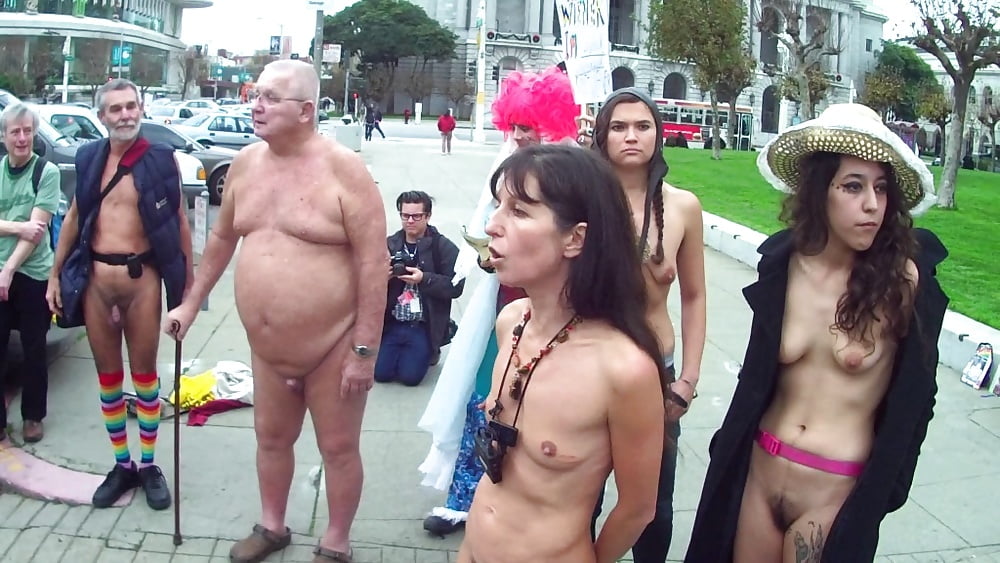 Nude Protest 30 Pics