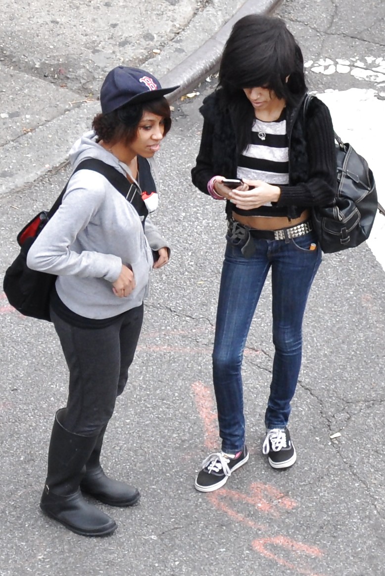 Harlem Girls in the Heat 375 New York - Lesbian Teens pict gal