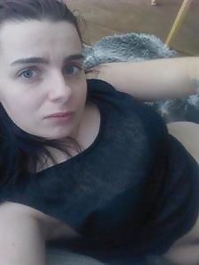 Naughty Crystal from Sutton Coalfield pict gal