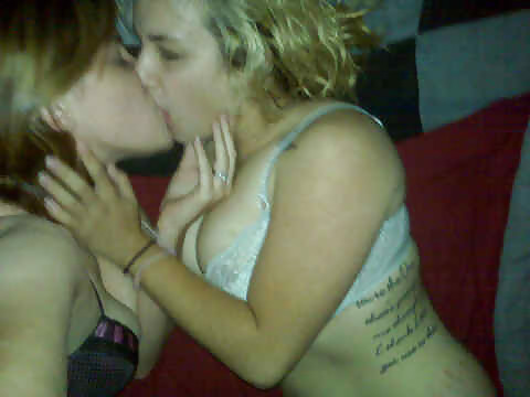 Bi Teens From SmutDates.com pict gal