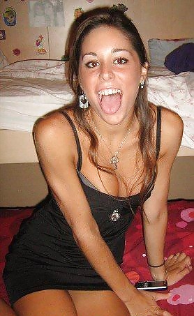 Sexy Teen Pictures & Self SHots 15 pict gal
