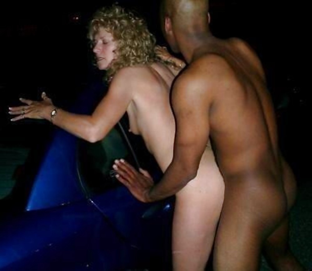 Interrical on her knees pict gal