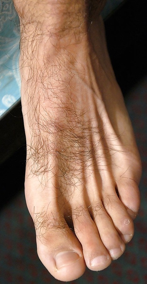 Hairy Feet And Sexy Men 30
