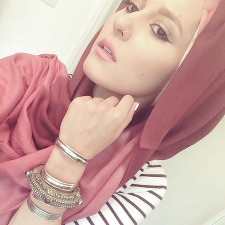 Hijabi Cum Target - 2