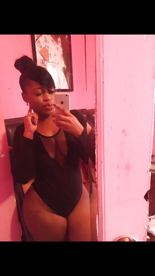 Curvy black girl selfies pict gal