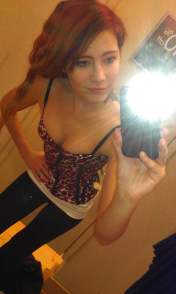 Pretty Jasmine Selfshots pict gal