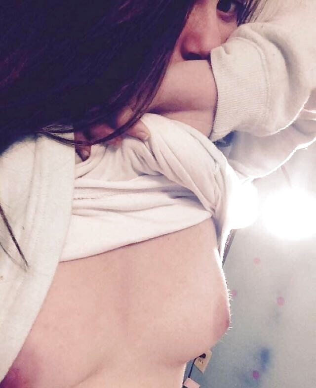 Kik & Snapchat 2 pict gal