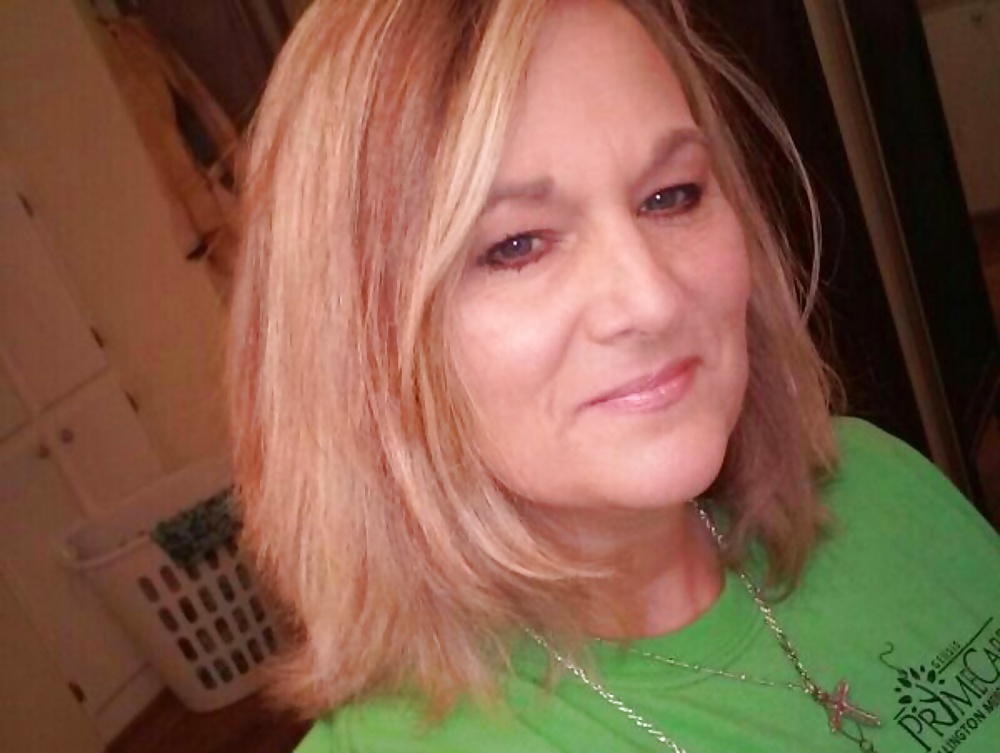 Karen 51yr Old Milf Part 2 pict gal