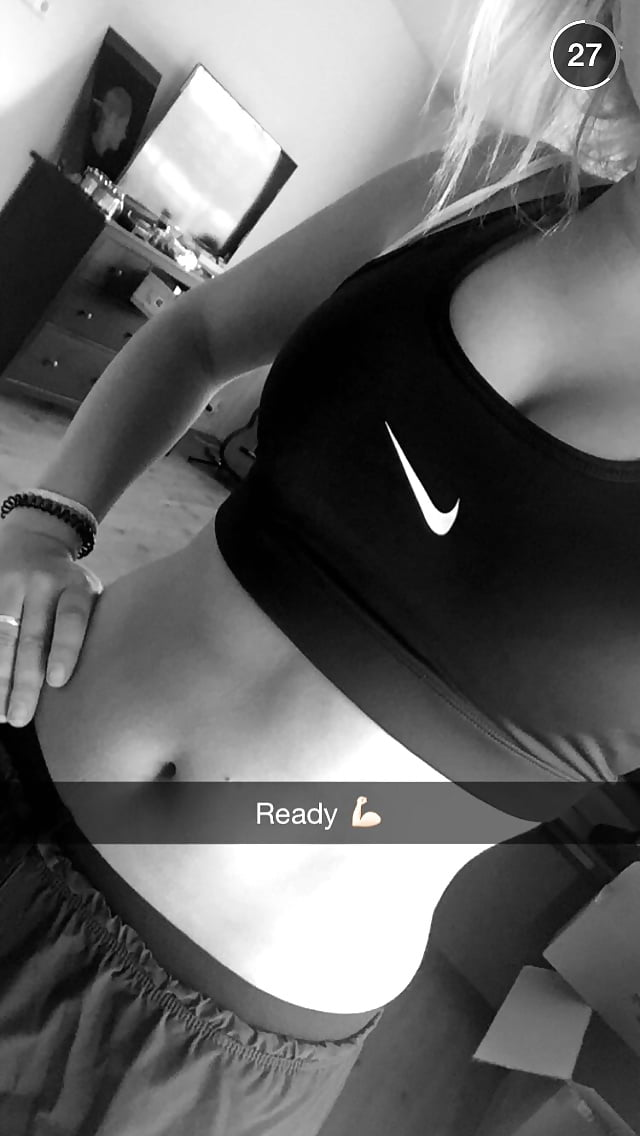 Famous Dutch Dee (from youtube) pict gal