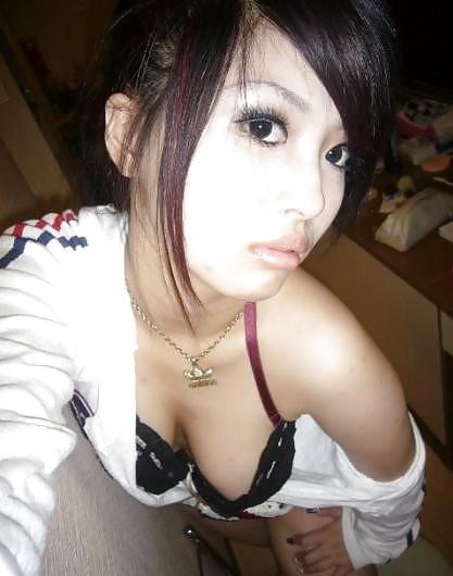 Sexy Asian Babes pict gal