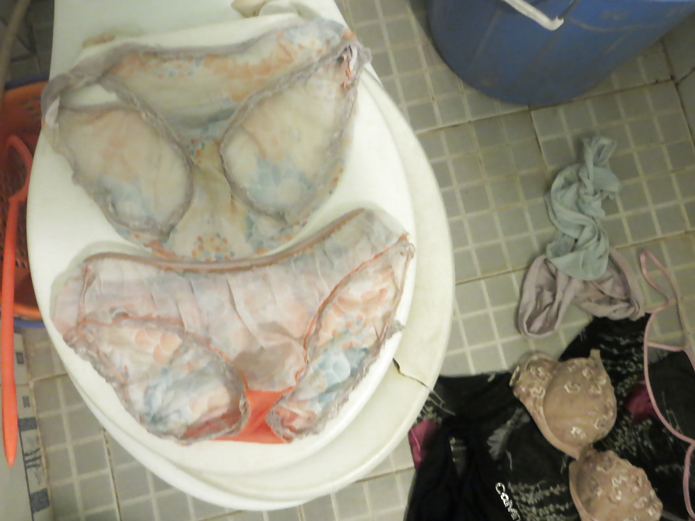 Dirty panties & bra of milf neighbour girl 26-07-2014 pict gal