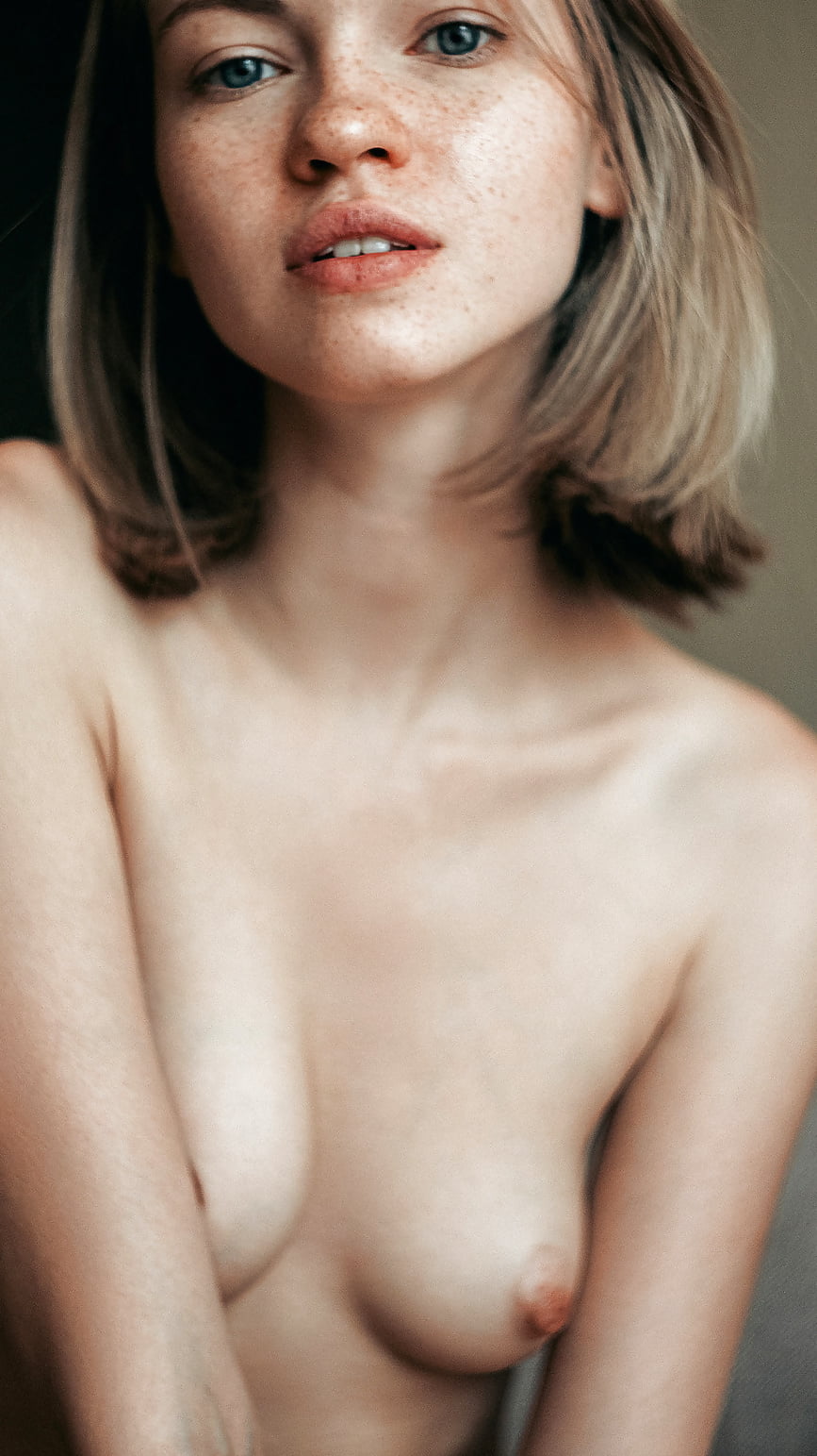 Amatours 266 pict gal