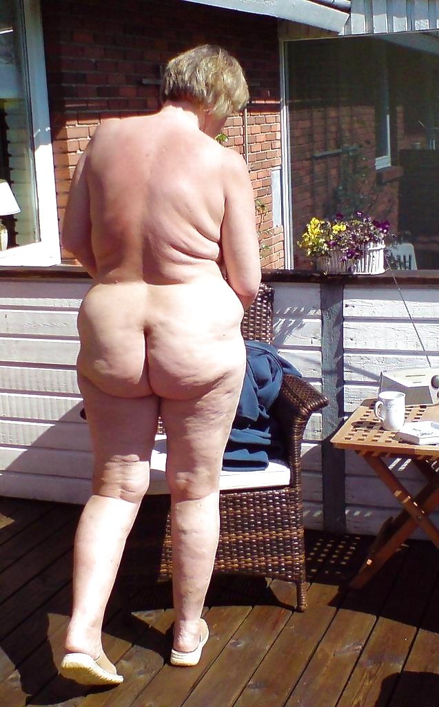mature,granny nudist pict gal