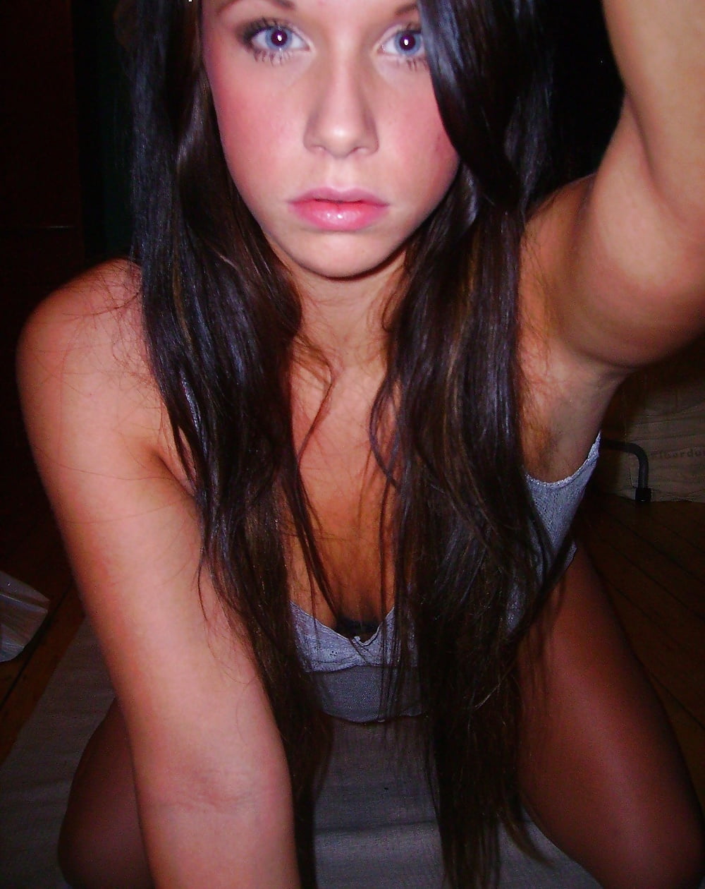 amateur brunette pict gal