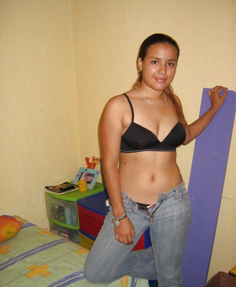 HOT LATINA TEEN pict gal