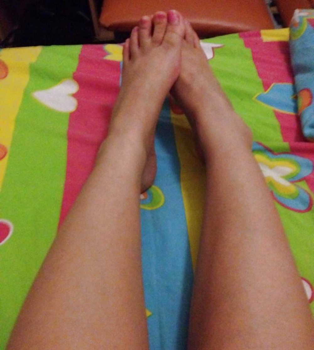 Female friend's feet pict gal