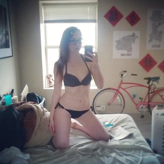 Amatours 118 pict gal