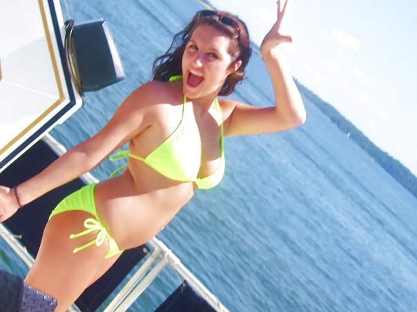 Kate, the teenage bikini bitch pict gal
