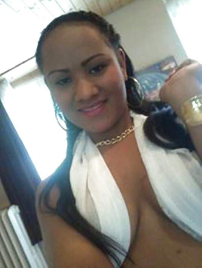 Ruth N. Chica facil, muy puta pict gal