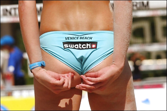 Bikini Ass 1 pict gal