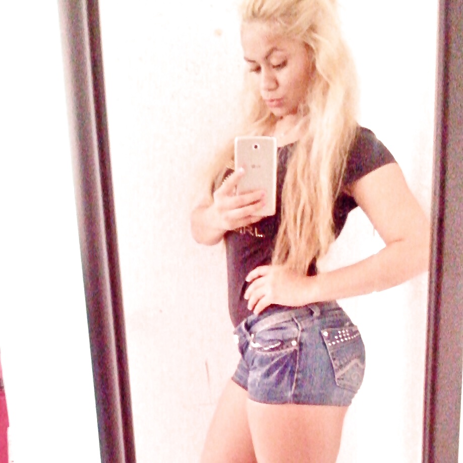 Adriana Utrilla 3 pict gal