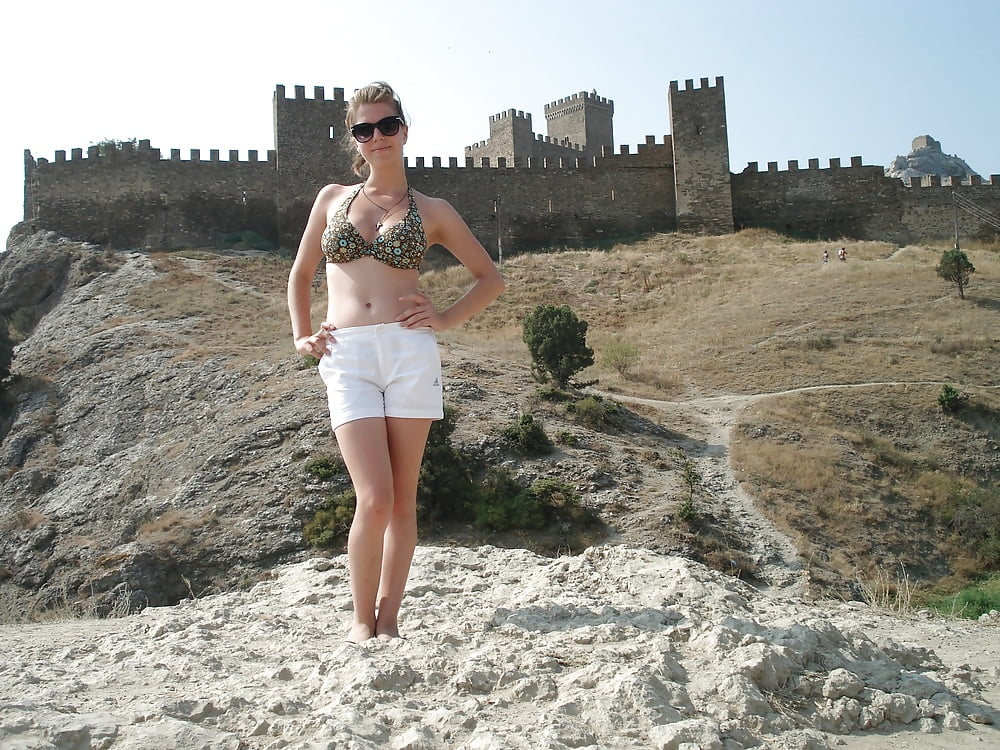 A nail technician Yevgeniya (Eugenia) pict gal