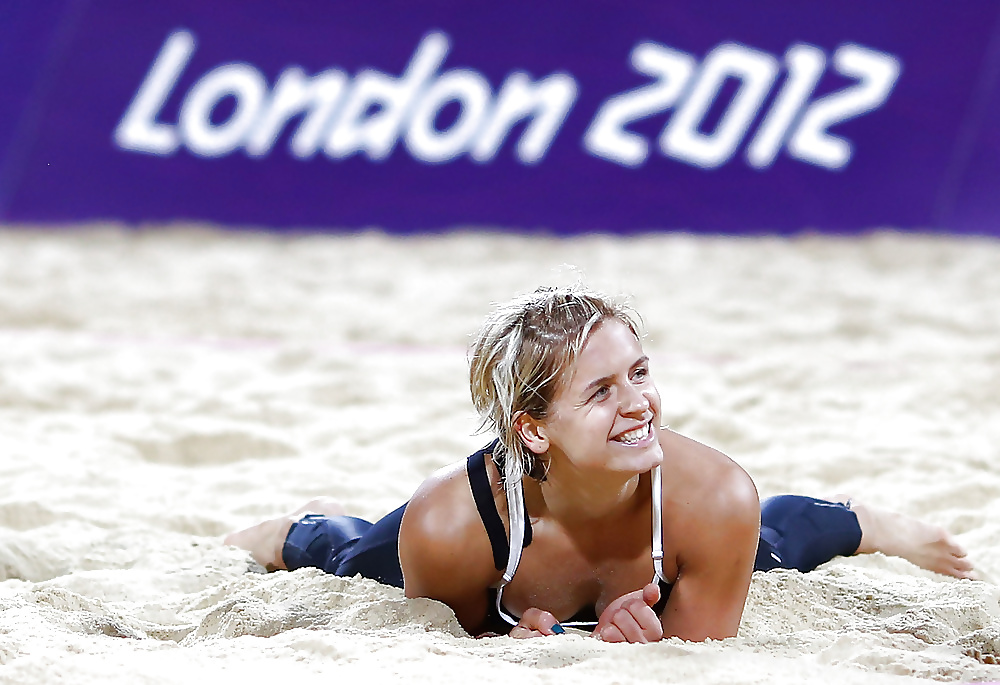 Volleyball pict gal