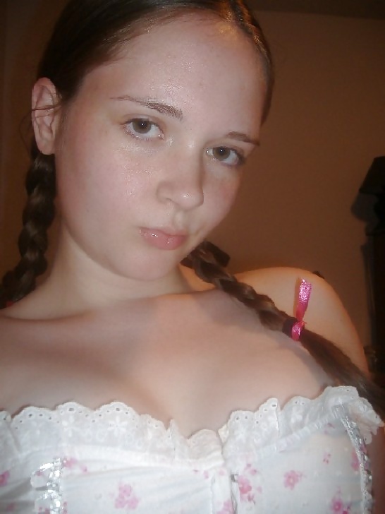 Self shot - Amateur girl #69 pict gal