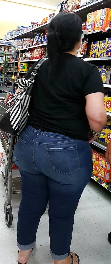 All types of ass cheeks hanging - 60 Photos 